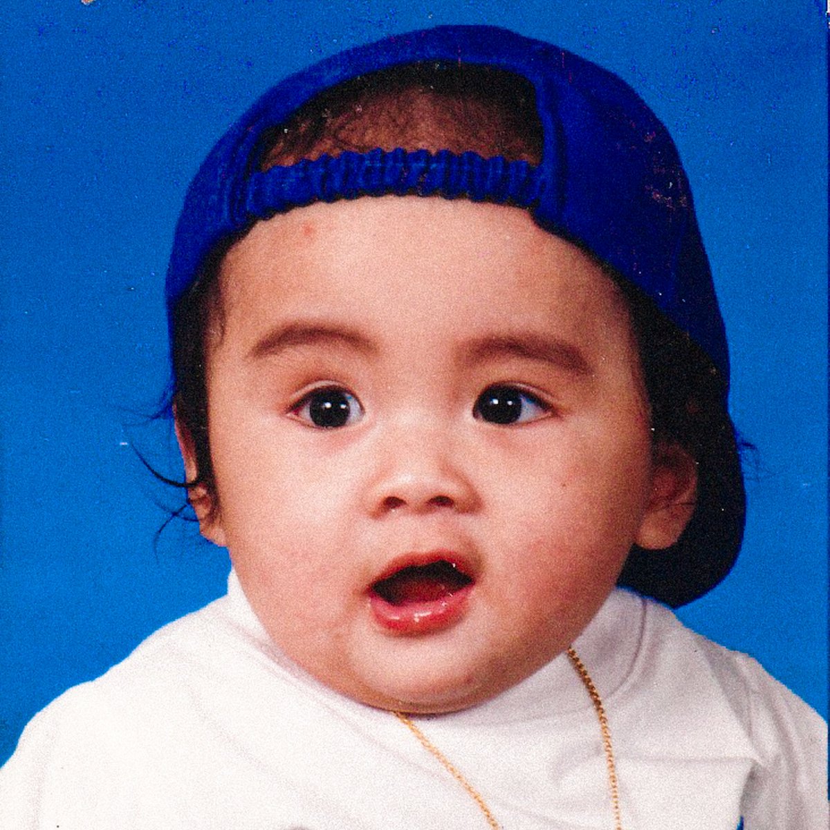 LIFE 

Our debut album "LIFE" is coming out on July 29, 2022 at 8PM! 

Pre-save the album here:
bfan.link/life-6