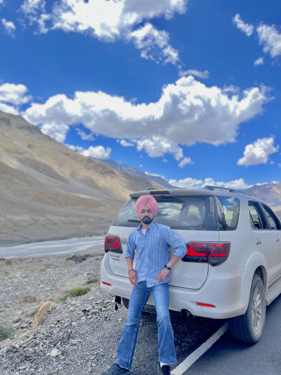 Smann1313's tweet photo. Break leke dekho,
Kya pata zindagi kb kya dikha de 🥰. #sissu 
📍- Sissu , Himachal Pradesh https://t.co/5Whfuac5c8