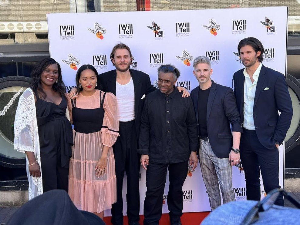 Izzy Jones tweet media