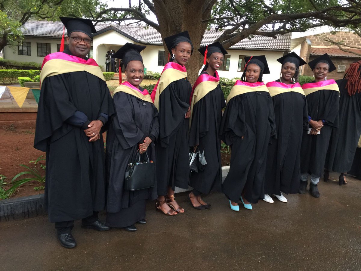 LillyLily3411's tweet photo. Congratulations to the communication graduands of PacUniversity. We made it 🥳🥳
#PAC41stGraduation 
#PACGraduation2022 
#niJesus😇 https://t.co/XncAx8aM5g