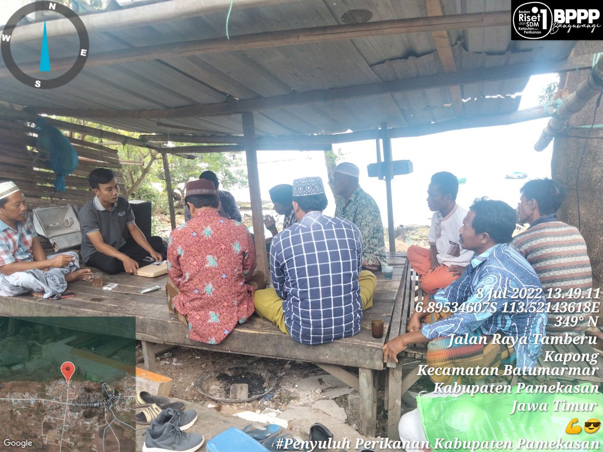 FikiEfendi20's tweet photo. Jum'at (08/07/2022), Fiki Efendi Luhkan Kab. Pamekasan. Melakukan pertemuan KUB Tanjung Permai,dlam rangka memfasilitasi administrasi kelompok &amp; sharing, di ds. Kapong kec. Batumarmar #LuhLapor @bppp_banyuwangi @puslatluhkp @brsdm_kp @kkpgoid #GiatLuhkanSatminkalBwi #Pmekasan https://t.co/baaoyGwMm9