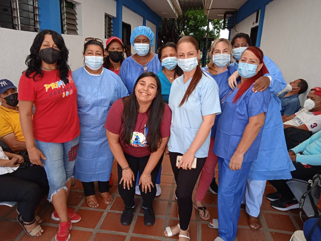 Felicidades para todos los trabajadores del CO Socialista de Barinas en el Aniversario 18 de Misión Milagros, creada por dos grandes de la historia de Cuba y Venezuela. 
<a href="/cubacooperaven/">Brigada Médica Cubana en Venezuela</a>
@CubacooperaveB6
<a href="/DanayLisset/">Danay Lisset Heredia Hernández</a>
