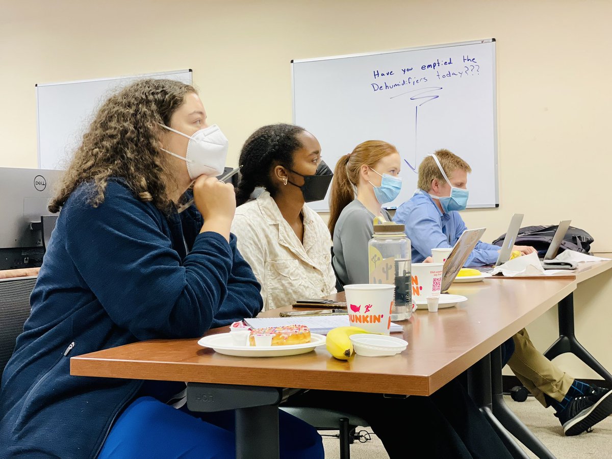 Hopkins_TRC's tweet photo. Kicking off our Summer Clinical Research Course with @CaitlinWHicks on the nuts and bolts of clinical research &amp; academic publishing. Future sessions to teach quantitative, qualitative, and empirical ethics research methods. https://t.co/KUbHs7QXzR