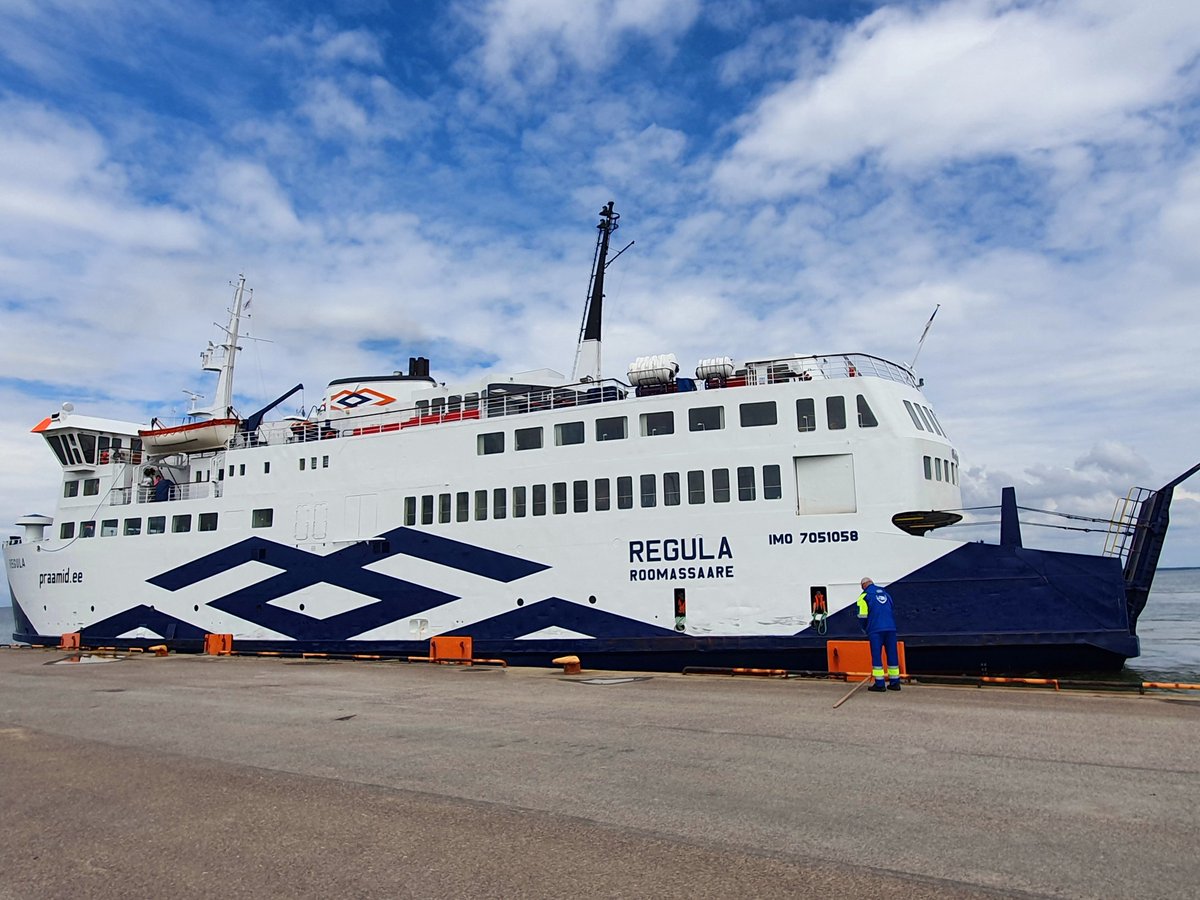 Tim Cycles The Coast tweet media