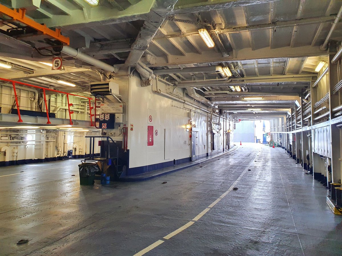 Tim Cycles The Coast tweet media