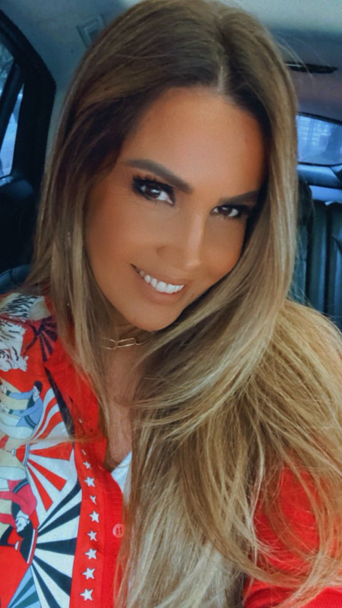 HOLA VIERNESSSSSSSS ❤️