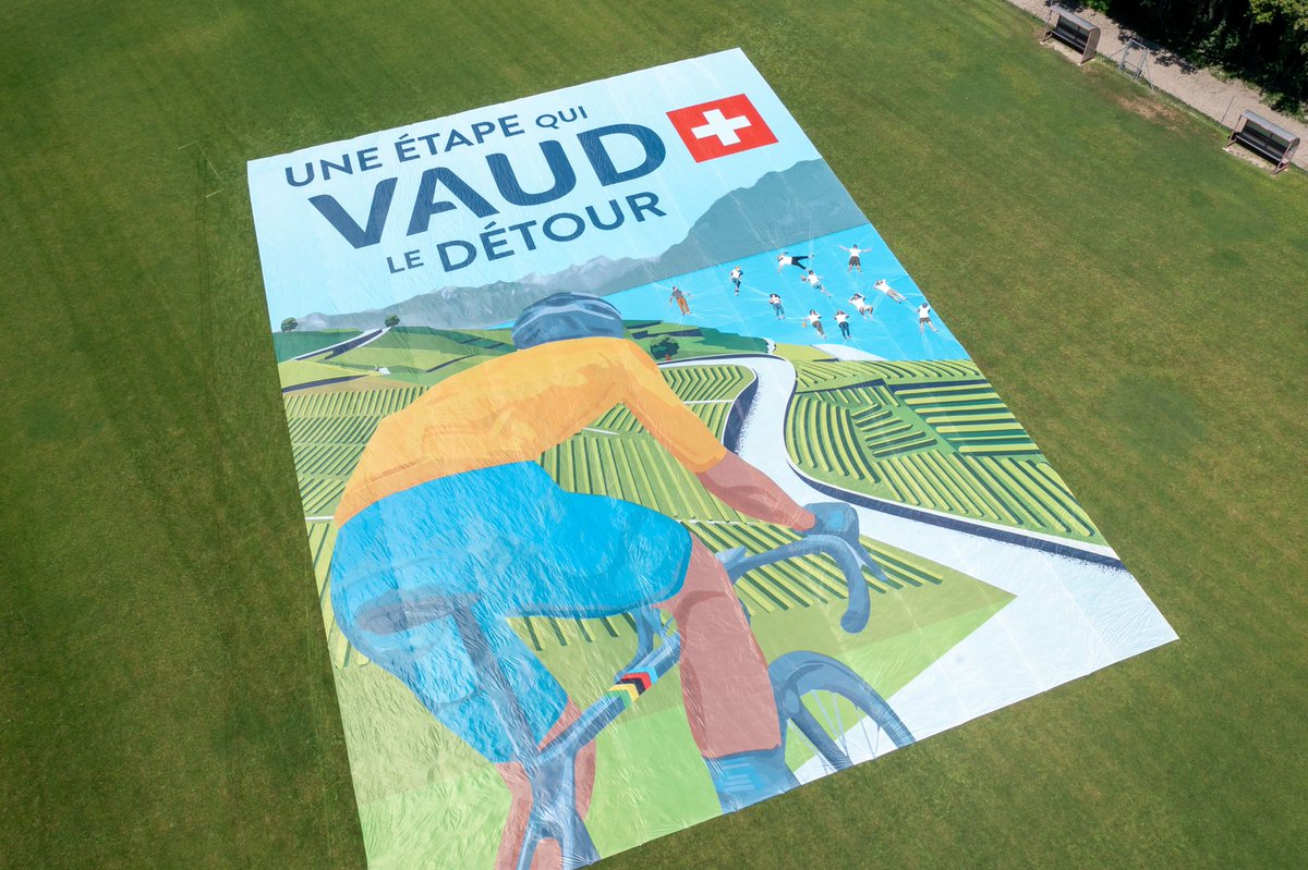 pdeletroz's tweet image. Le @LeTour sera en Suisse demain et dimanche.  @regionduleman s'affiche en grand à côté du CMC de  @UCI_cycling . Illustration de 130m2 qui sera entièrement recyclée.