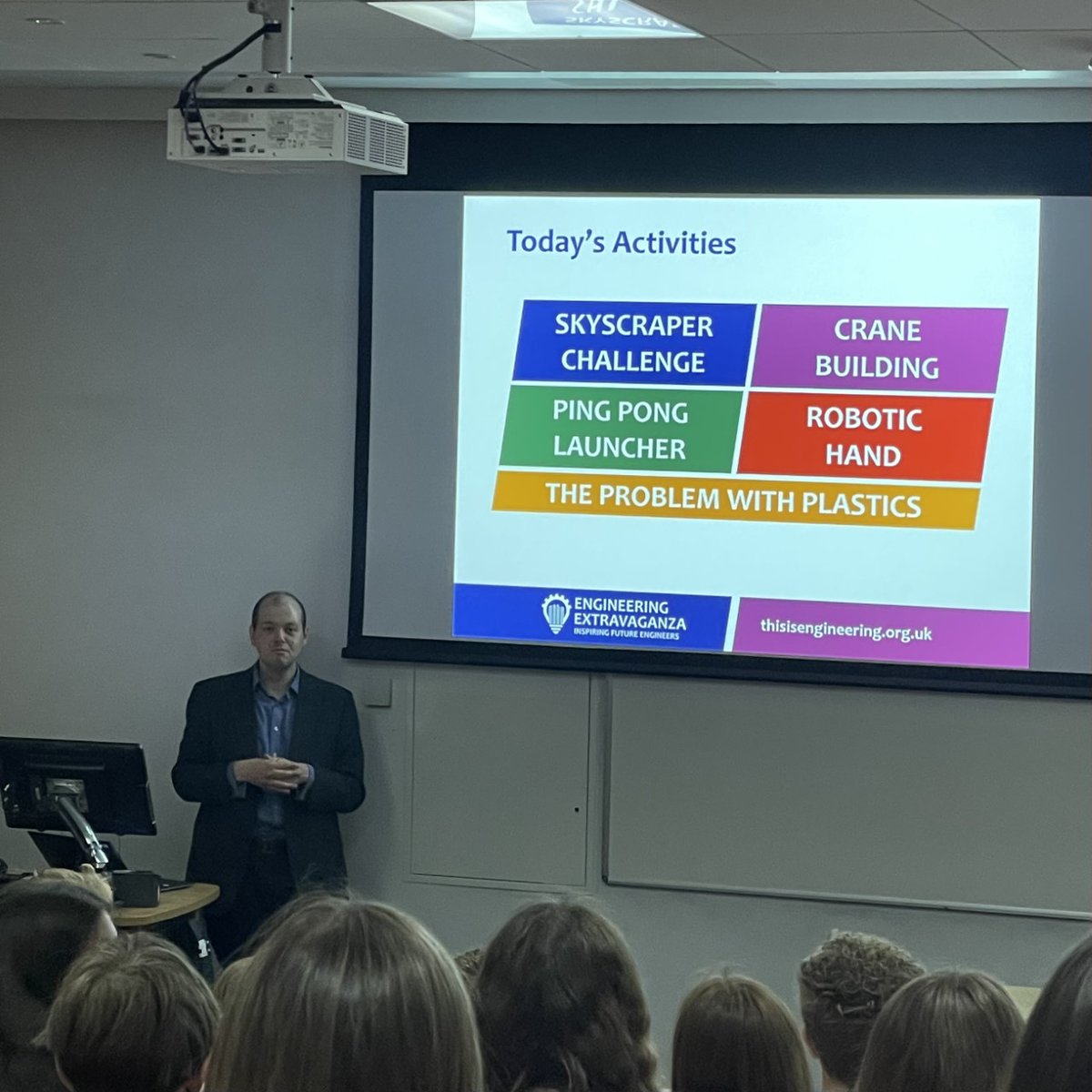 DEBP_STEM's tweet photo. Fantastic to be at the Engineering Extravaganza @UniOfHull yesterday #EngExtraEY
Thanks activity providers @ICEYorksHumber @IET_Yorkshire @IMechE_Yorks @EduRAEng @BeverleyHigh @UniOfHull
Thanks for getting involved @BeverleyHigh @DeltaGoole @nsghull @tbahull @TheSnaithSchool https://t.co/5EyRGXu1dE