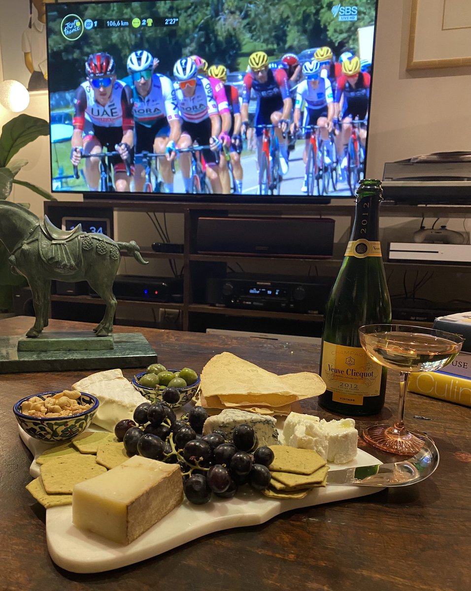 I have cheese, I have champagne, I have the #sbstdf. Life is good #fromagefriday #couchpeloton