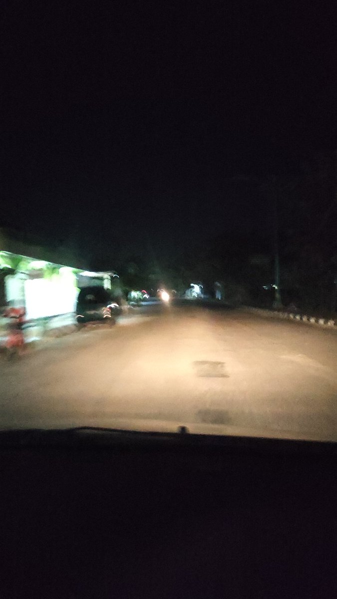 a_h_su's tweet photo. @bupati_jepara lampu jalan raya menuju Pantai Kartini mati pak... Lapor kemana ya? Cc: @JeparaHariIni @dpupr_jepara https://t.co/dbntOcEwEs