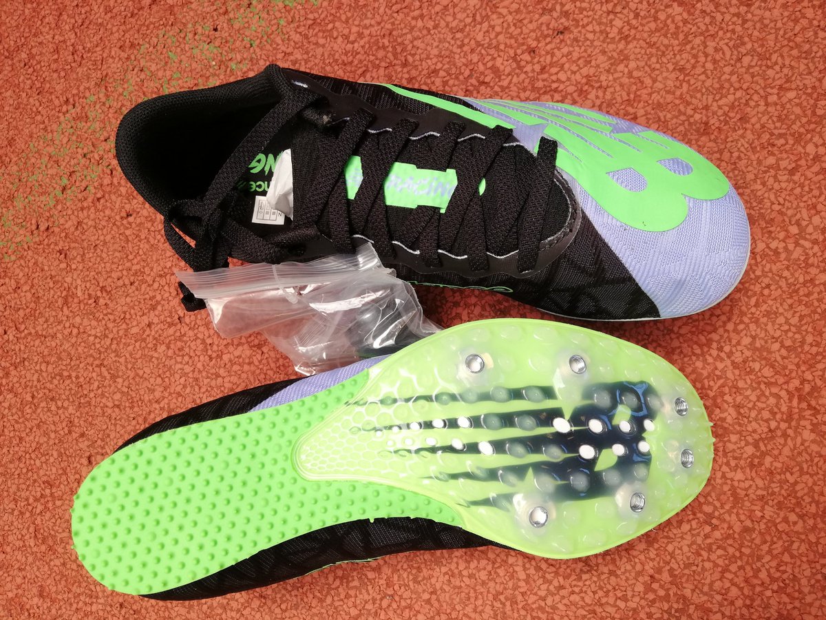 GoudseR's tweet photo. Net binnen en gelijk een paar verkocht, NewBalance WMD500. De spike voor middenstand en allround. @newbalance @PACAtletiek #onzesportvoorjou #spikeshop #spikesadvies https://t.co/fGeEr1eDd7