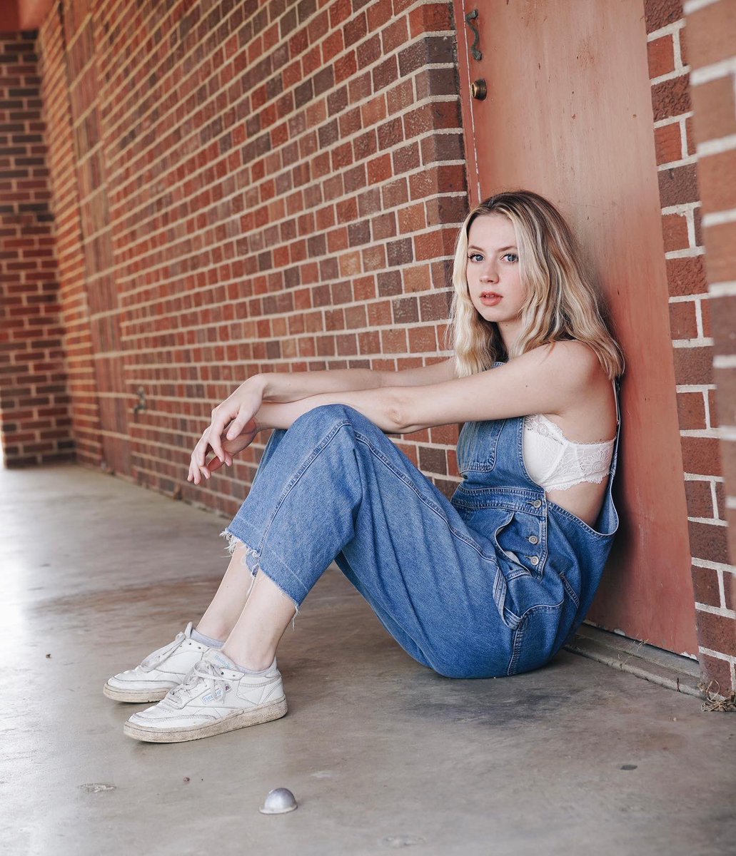 KimHarris97's tweet photo. Taylor Bickett Releases New Single “I Should’ve Guessed” 

READ MORE HERE: https://t.co/Xh9LI0SKhQ

#livereview #newsong #taylorbicket #songwriter #musicjournalism https://t.co/6ZtjGaMrxf