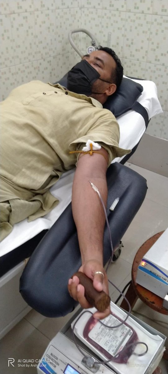Meenaji0786's tweet photo. आज के रक्तवीर हैं भाई शोरभ शर्मा ( #दौसा ) जिन्होंने मरीज राधा जैमन के लिए अपना #AB_NEGATIVE ब्लड डोनेट किया और दूसरे हैं सुल्तान जी #O_POSITIVE ( #कोलकाता ) जिन्होंने मरीज -कमरून निशा के लिए अपना 41 वा डोनेशन कम्पलीट किया..!!
@SumanNaresh4 @SumanTribal @itsmesabita @Seemas_Khan https://t.co/aCXXp9ofR2