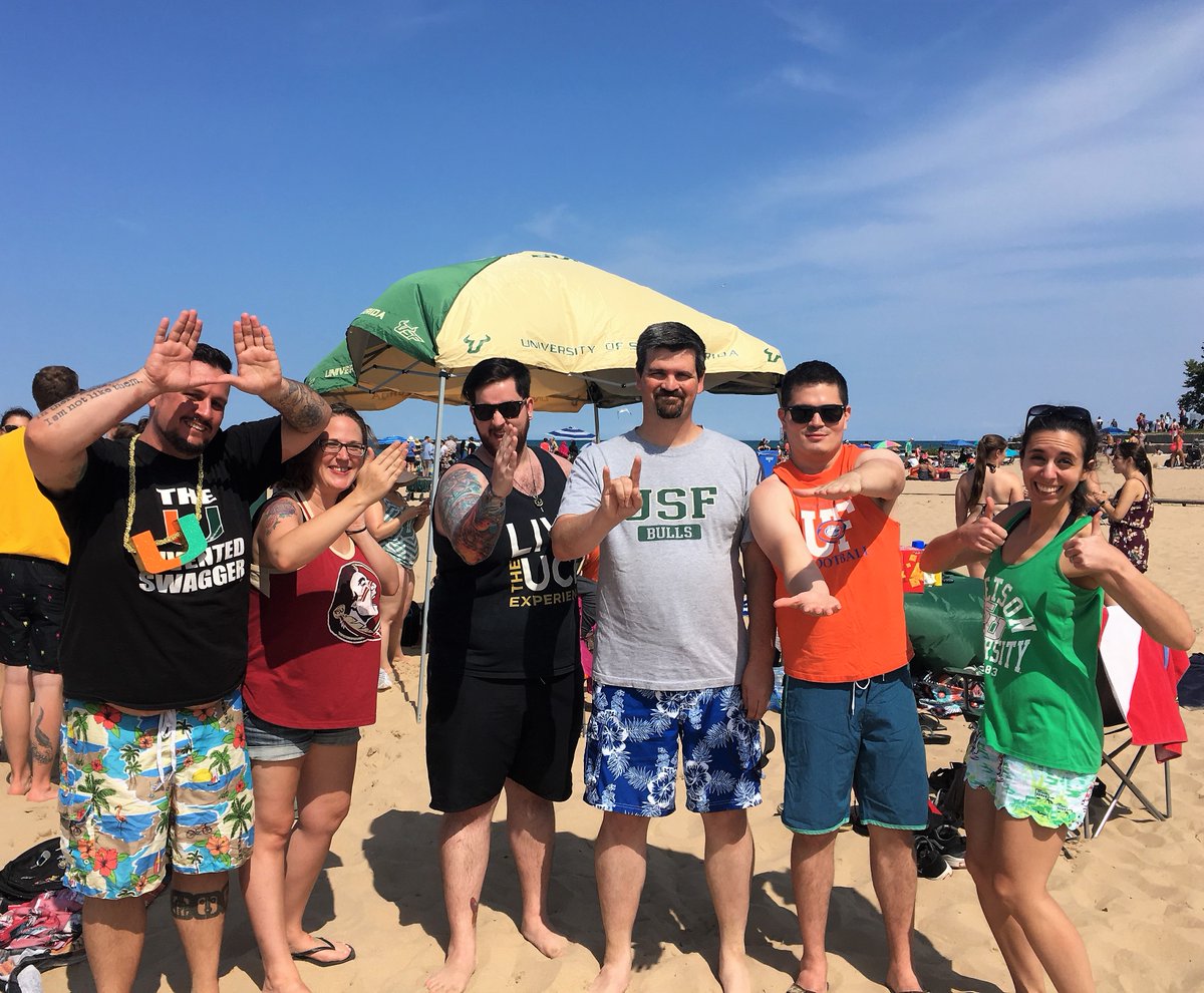 In the #Chicago area? Enjoy an all-Florida-alumni beach day with <a href="/USFChicagoAlum/">University of South Florida - Chicago Alumni</a> July 16 at Montrose Beach! Alumni chapters from universities around the state celebrate what we share - the #SunshineState! (Photo: Beach Day 2018; Brian Conroy '07, center) ow.ly/uaCm50JQalH