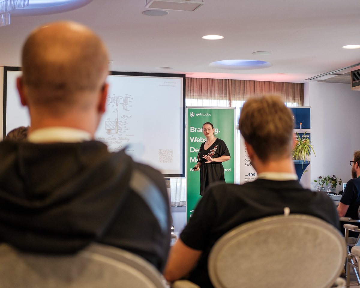 MODXpo's tweet photo. Some #MODXpo pictures from before lunch (📸 @marcjenkins) https://t.co/uc1DDiY0Mk