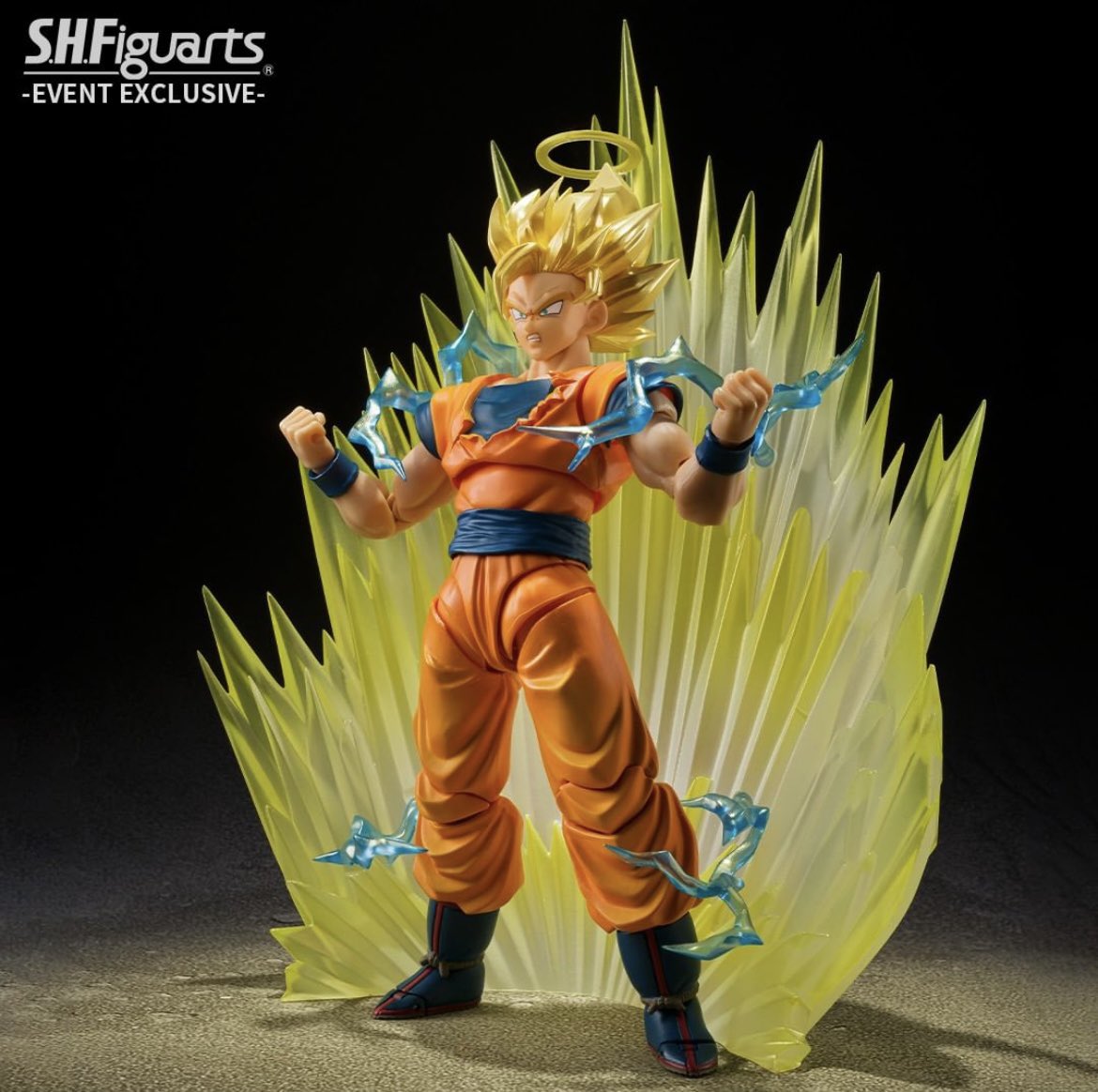 TamashiiNations's tweet image. Available at this year's SDCC is Super Saiyan 2 Son Goku from “Dragon Ball Z” partially remodeled as an event exclusive edition!
 
■S.H.Figuarts SUPER SAIYAN 2 SON GOKU-Exclusive Edition-

#sdcc #songoku #dragonballz #shfiguarts #tamashiinations