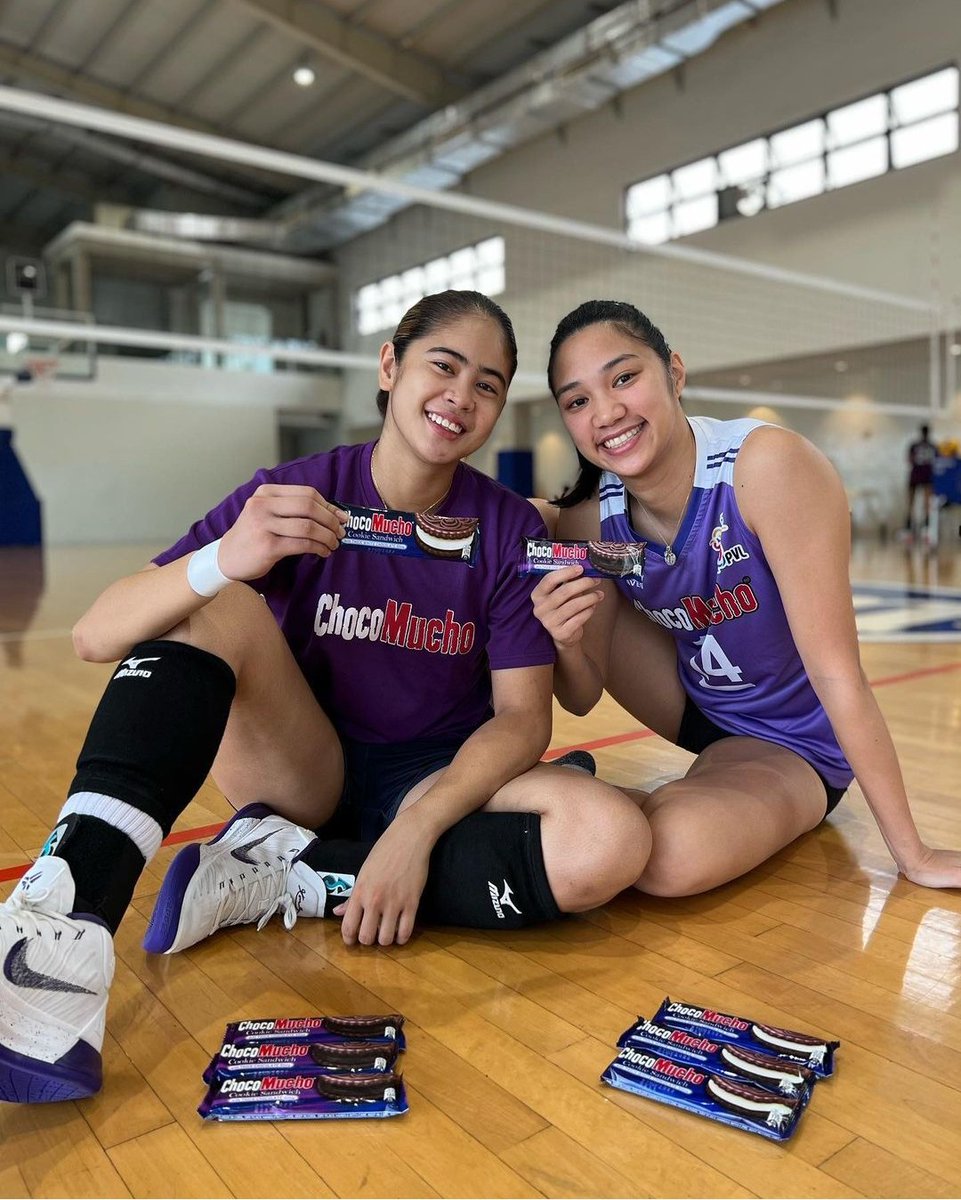 thirbeaddie's tweet photo. manifesting a better delewong connection this pvl invitationals 👀💜 https://t.co/lpF8O7OXuJ