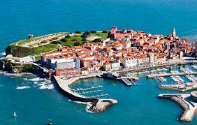 Viajitos's tweet photo. Descubre GIJÓN, descubre Asturias, visita https://t.co/n8DfgMofd5 Destinos encantadores, información turistica, rutas e itinerarios para ayudarte a planificar tus vacaciones perfectas! https://t.co/1FdBfBvCbJ