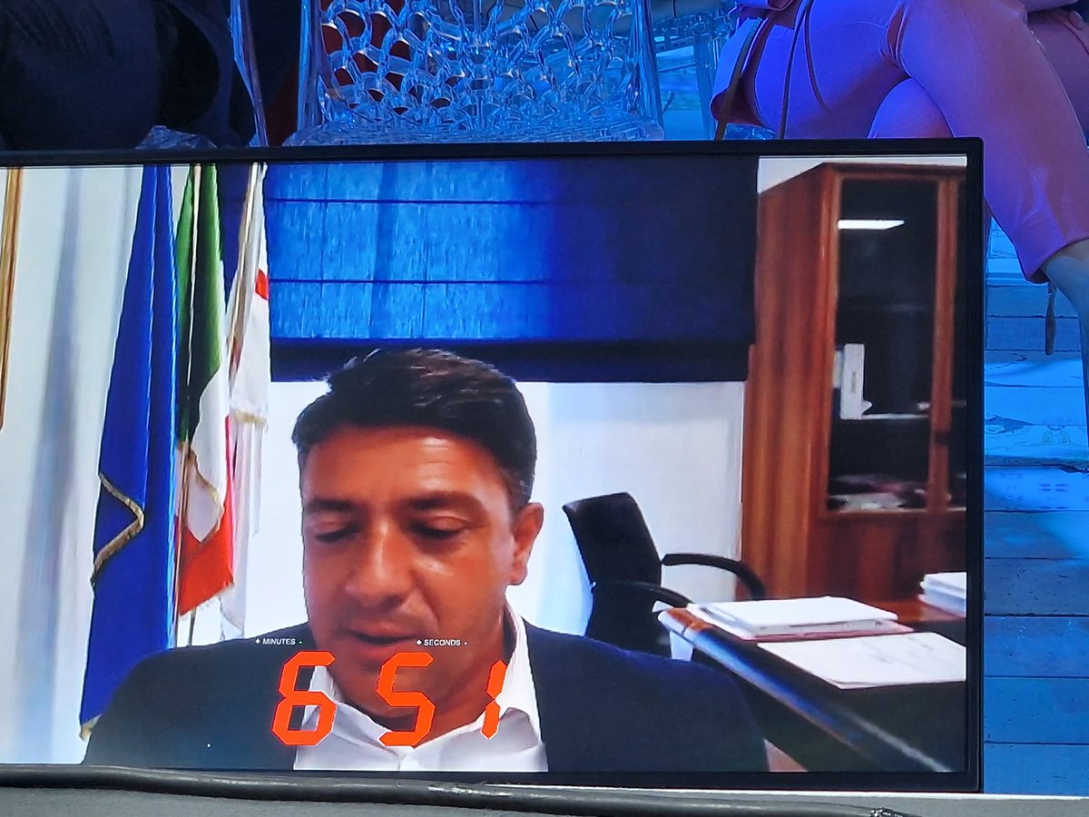 aonetti's tweet photo. Perché un ente pubblico deve investire in innovazione e guardare alla #SiiiconValley? Perché ci siamo persi qualche passaggio. Per capire cosa sta succedendo e pianificare bene e non buttare via soldi
#MassimoTemussi 
#aceainnovationday @MindTheBridge https://t.co/or4AMnmkIj