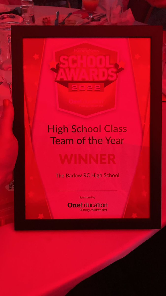 TheBarlowRC's tweet image. IT&apos;S A WIN! TEAM OF THE YEAR AWARD!

We are so proud of our Anti-Bullying Ambassadors. Well done Team Barlow @SchoolsAwards 
 
 #MENSCHOOLS2022
#TheBarlowRC