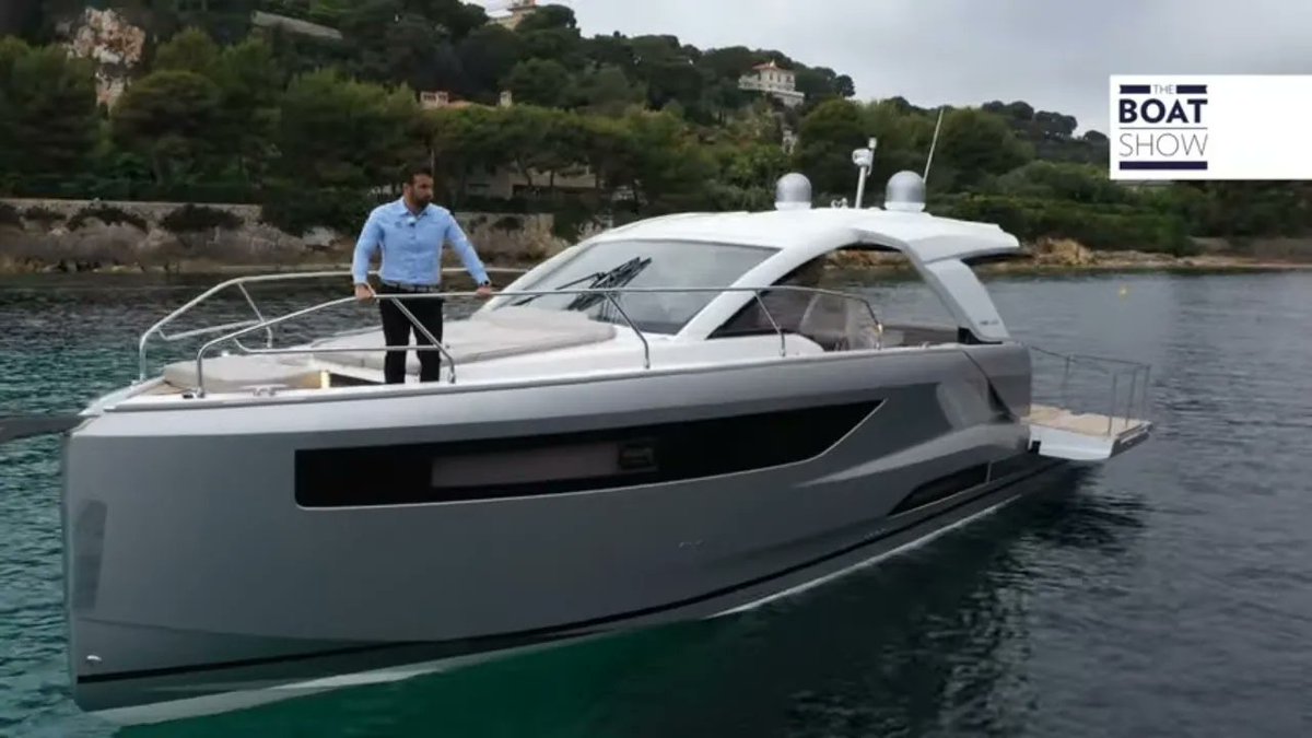 EtsJeanneau's tweet photo. Don't miss the new guided tour of the DB/43 conducted by TheBoatshowTV! 🎥
▶ https://t.co/0ucOxrwPPd
#jeanneau #jeanneauexperience #jeanneaustyle #boat #jeanneauboats #bateauxmoteurs #boatpassion #boatlife #boatingday #jeanneaudb43 #db43 #pureexperience #dayboat #premium https://t.co/2pMrv7IzFO
