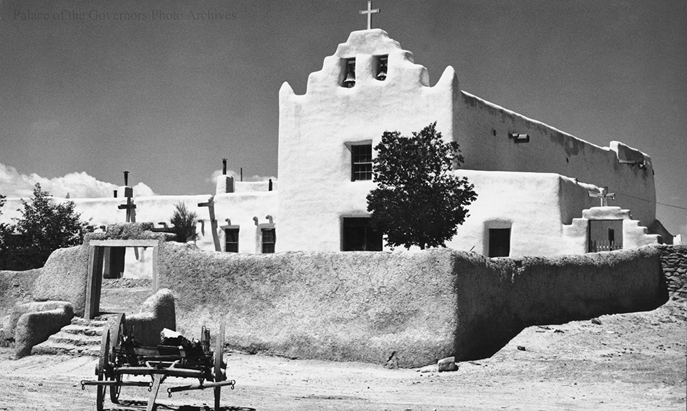 #MissionChurch, #LagunaPueblo, #NewMexico, 1945?
(POG 055496)