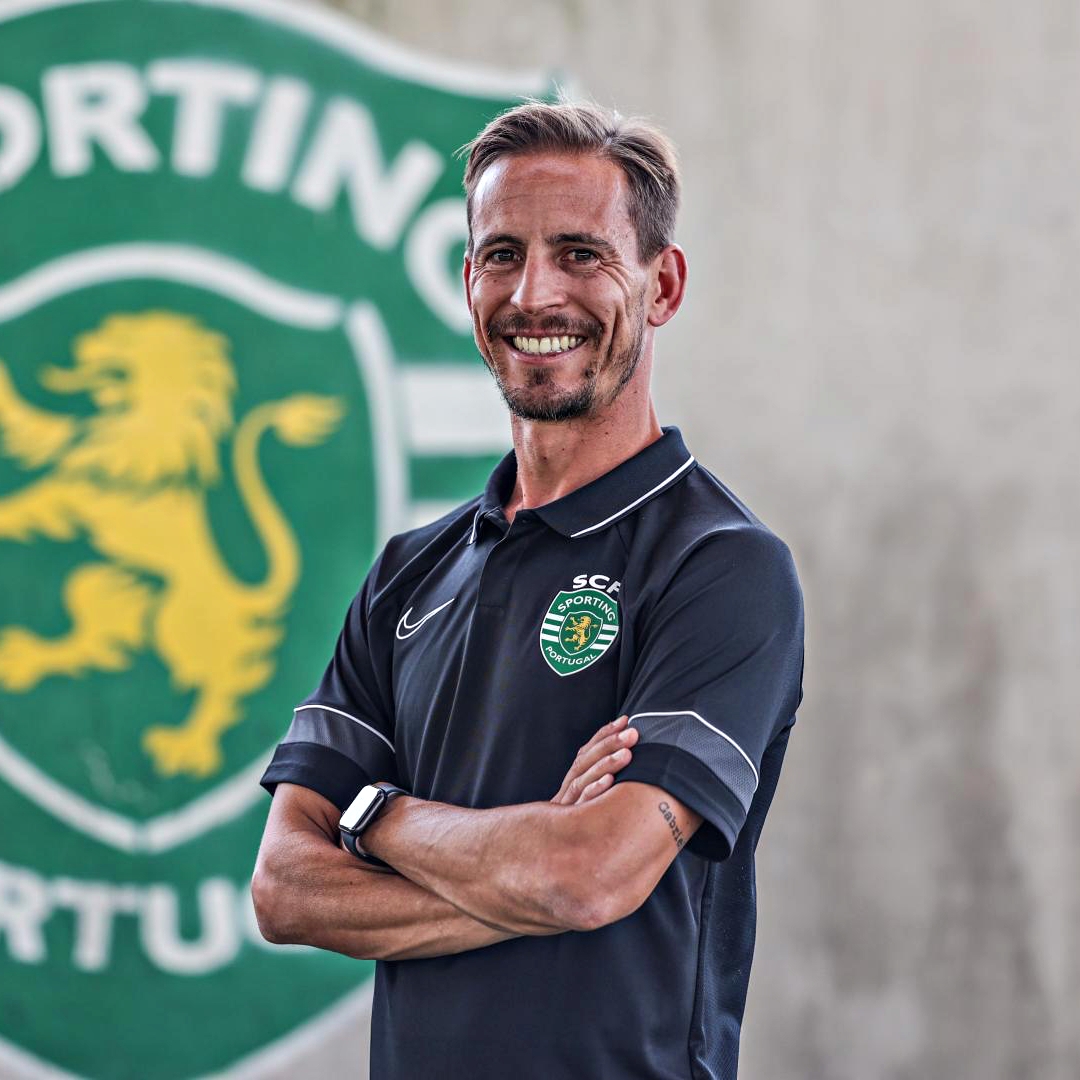 B24PT's tweet photo. João Pereira vai ter a sua primeira experiência como treinador principal ao serviço dos sub-23 do Sporting. https://t.co/C27J9kolwX
