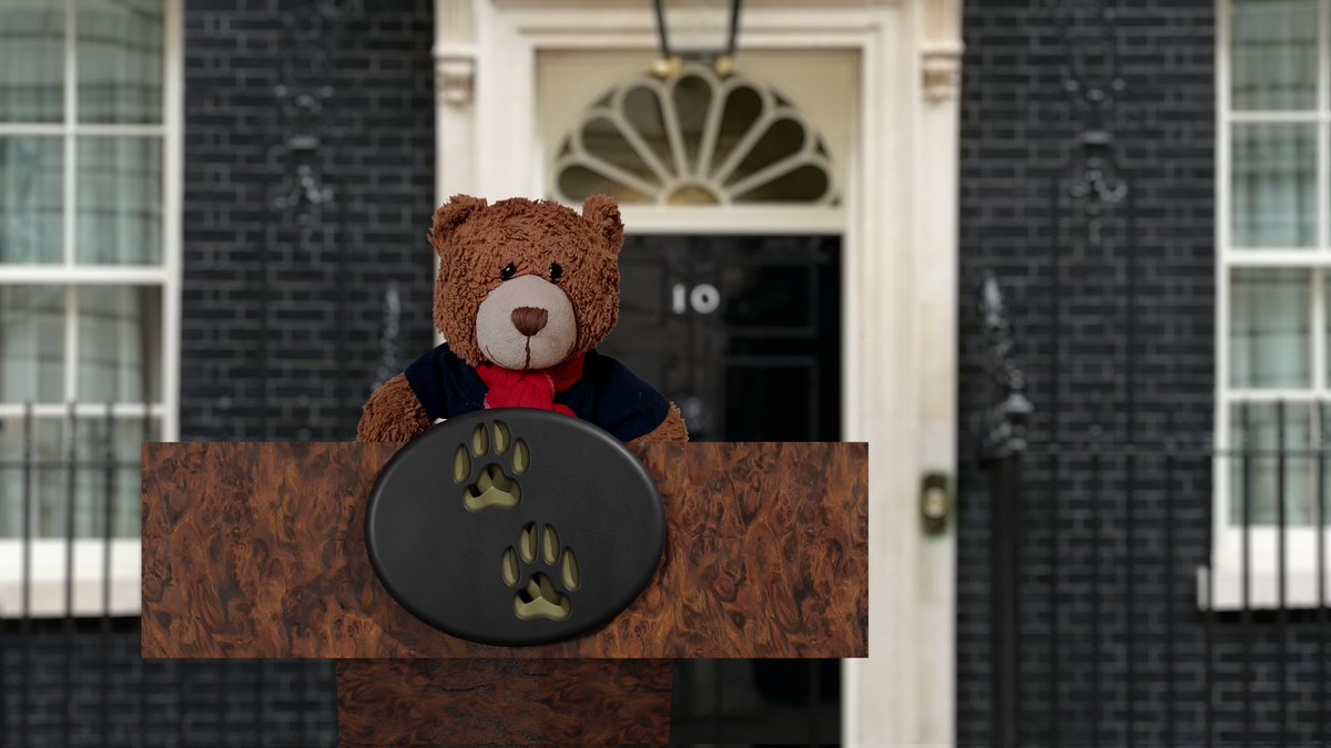 WestonBear2's tweet photo. Check this, Bears!
Larry @Number10cat is willing to take over as #primeminister; I therefore raise a paw and volunteer for the role of #podiumguy!
I'd says 'LecternLad', myself, but who's quibbling? 😄👍 https://t.co/lUpS9tu8Ej