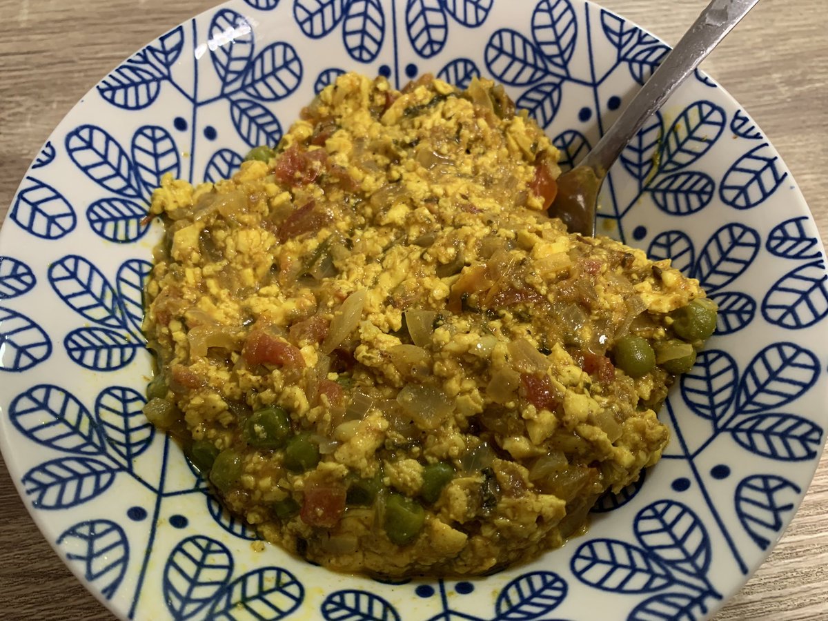 パニールブルジ
パニールバターマサラ
インドカレー美味すぎ😋
週1で食べてる