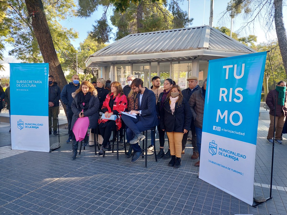 ines_byd's tweet photo. Presentamos la agenda de actividades de #InviernoEnLaCiudad, nuestra propuesta turística y cultural para estas vacaciones de invierno. https://t.co/gW1gEv8jiT