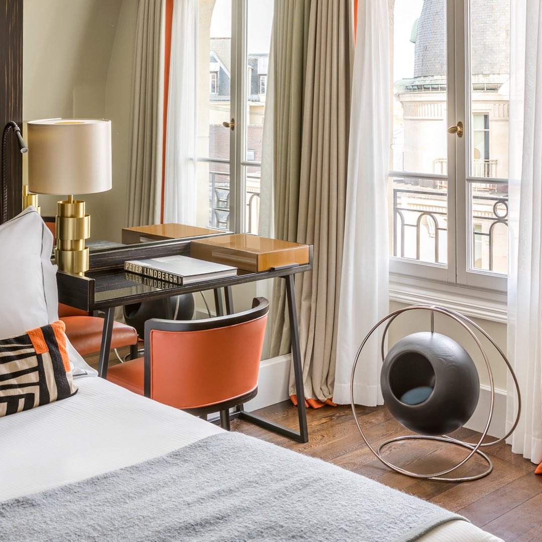 The Solar wooden cat bed is a jewel box where the cat is the jewel.

The solid ash wood sphere is available in three delicious colours that enhance any contemporary interior.

Design by <a href="/sachalakic/">Sacha Lakic Design</a> 
Hotel : @hotelmontalembert

#bogarel #mybogarel