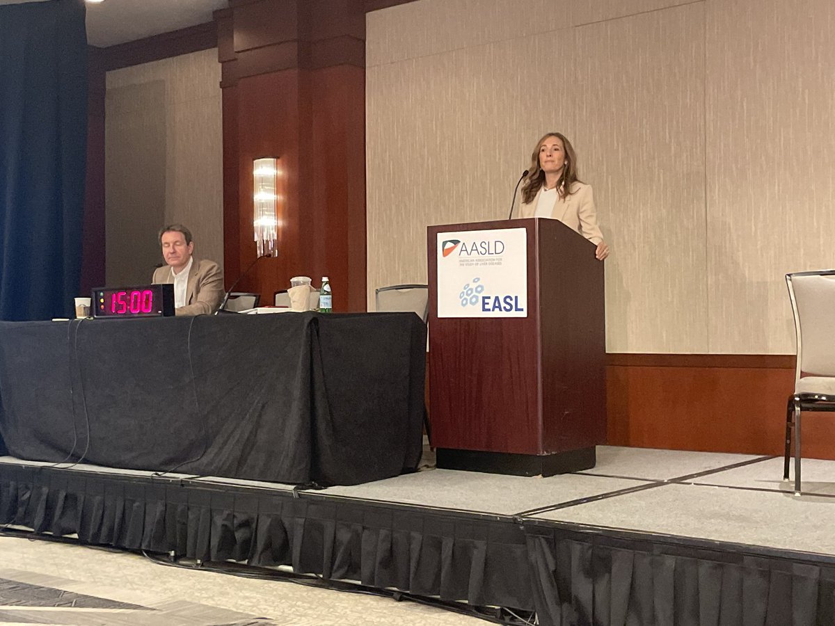 PascalineClerc's tweet photo. Great kick off of the #NASH nomenclature consensus meeting by @marurinella @phil_newsome7 @JVLazarus. @EASLnews @AASLDtweets https://t.co/eiSYpoOfTt