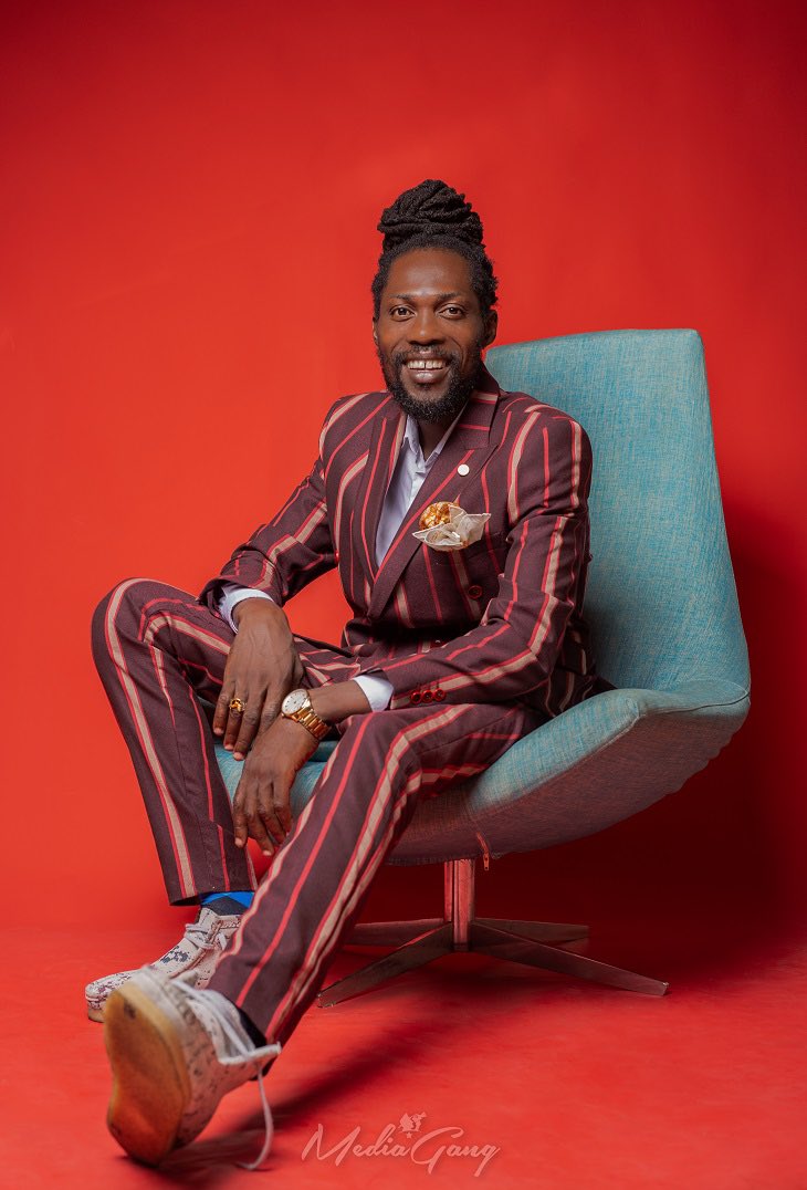 ElormBeenie's tweet photo. Happy Birthday Stylish Rasta @KonkarahJahvybz🎂🎊🎉
Show him love and Stream his #DifferentGuy EP 👉🏾👉🏾👉🏾 https://t.co/4dN05tYhEt https://t.co/OoQpx7RJSJ