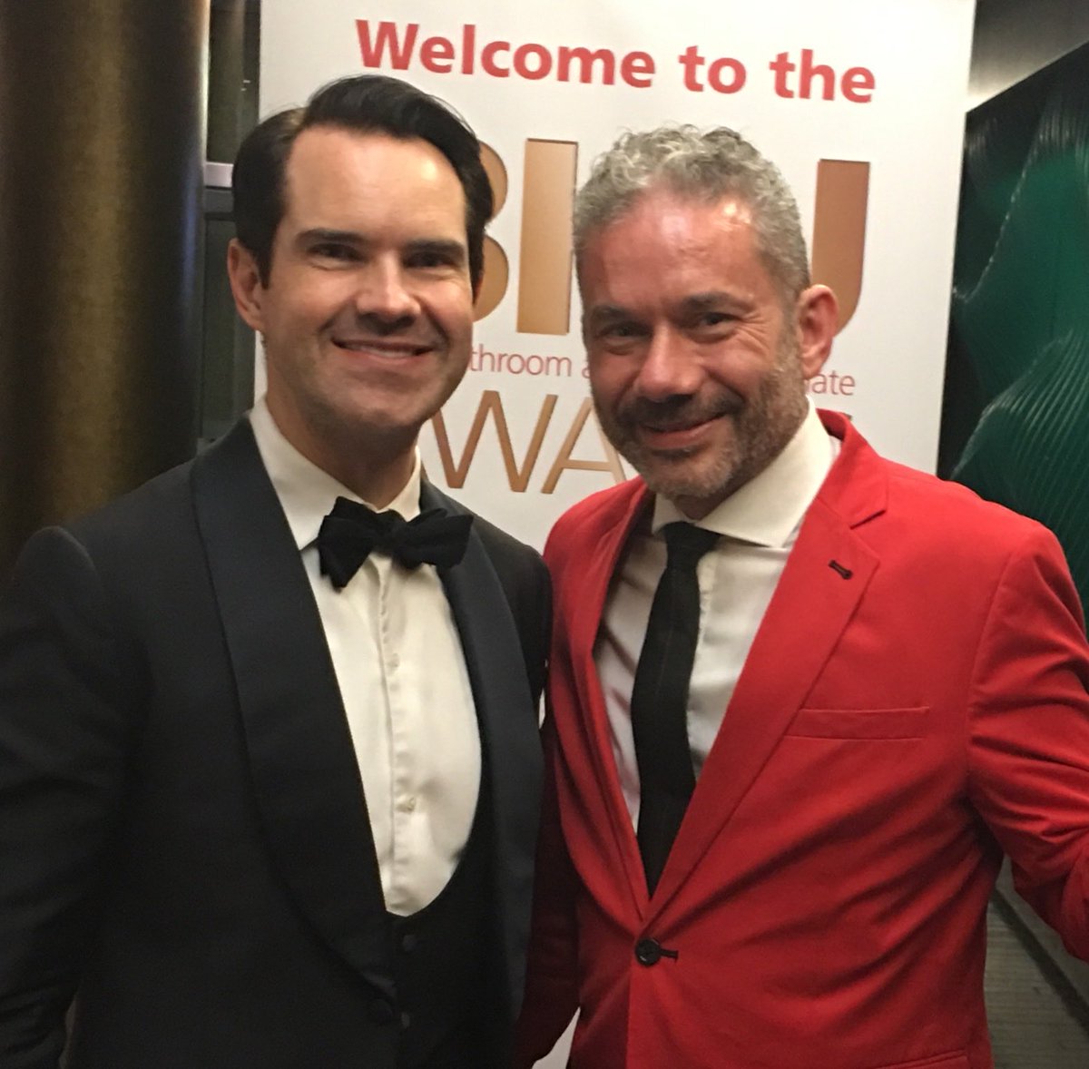 Flashback to #BKUAwards 2017. Me and my old mate Jimmy Carr. A Virtual World of opportunity awaits everyone. ⁦@virtualworlds3D⁩ #VW4d