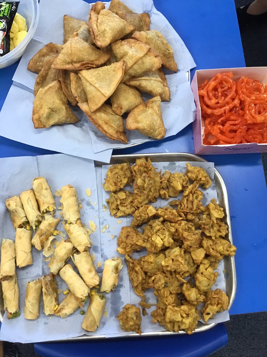 #culturalexchangeday Some of the delicious food we have been given in class 5 to celebrate Cultural Exchange Day 😊 <a href="/DevonshireJun/">Devonshire Junior</a>