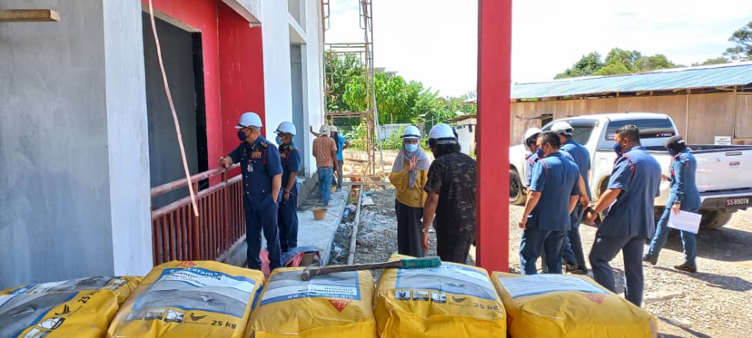 KP_bombaJBPM's tweet photo. 7.7.2022, Kota Kinabalu : Berkesempatan melawat projek pembangunan Balai Bomba dan Penyelamat Putatan pada hari ini setelah selesai program di Istana Seri Kinabalu. https://t.co/KGZhDC6qqF