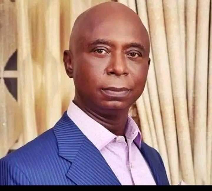ComrEkenemuse's tweet photo. Emmanuella's family shuns Ned Nwoko's marriage list, informs him that Emmanuelle is not Regina Daniels.

What exactly is wrong with Ned Nwoko? This isn’t ordinary honestly.

- DCI https://t.co/sxcVle4fUx