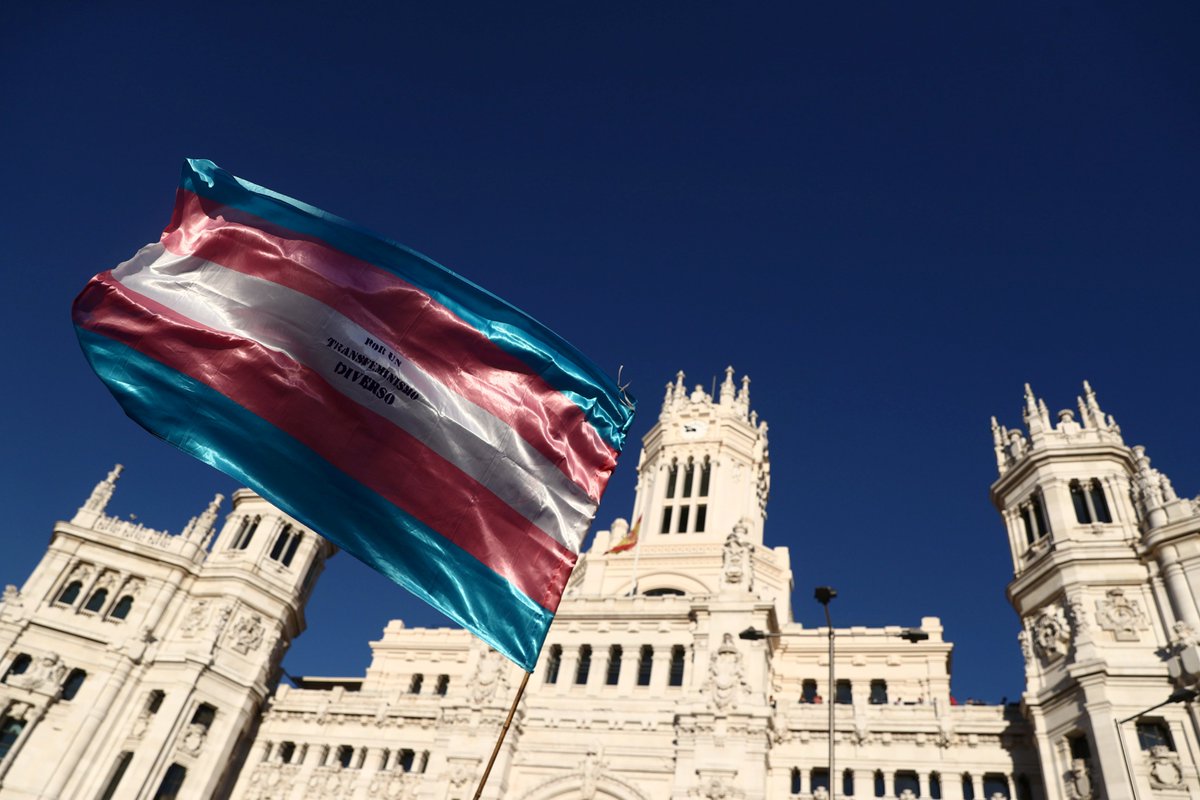 🇪🇸 Spain’s constitutional court has ruled that discrimination against trans people on the basis of their gender identity is illegal.

🏳️‍⚧️ The court found that the constitutional right to human dignity protects gender identity.