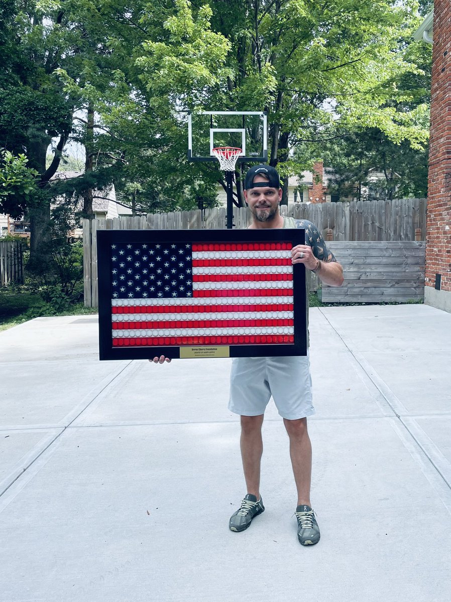 Proud of my product.
The stunning 2x3 framed bottle cap flag.
I’d CAP that!

#idcapthat #flag #proud #american #patriot #photography #artwork #craftmanship #beercaps #craftbeer #creative #business #resinartwork #woodworking #beerme #work #beertography