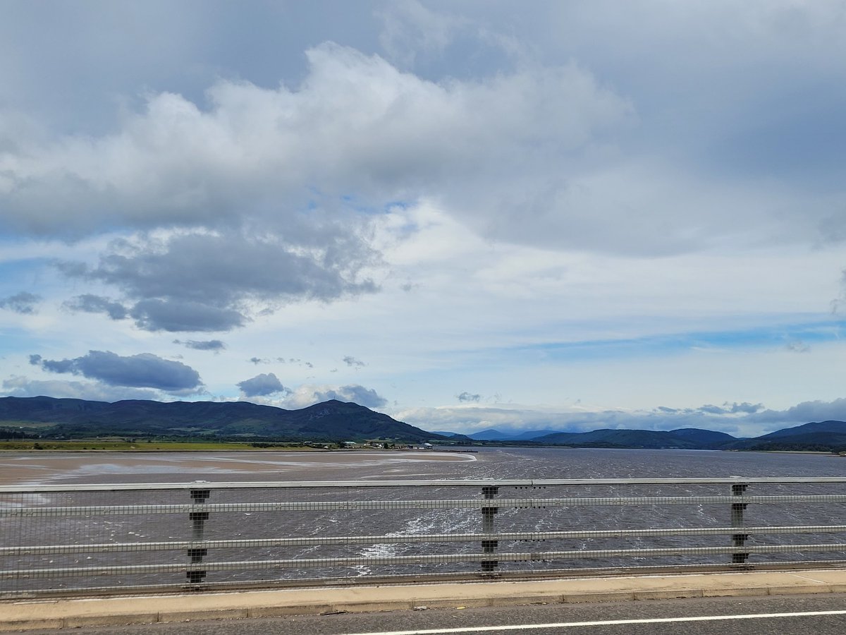 Jamie_LEJOG's tweet image. Day 89: Tain to Dornoch, 9 miles. Another long bridge crossing today over the Dornoch Firth. A nice varied day of walking on the Jon O Groats trail, which has been quite gentle so far but I know is going to get tough further North!