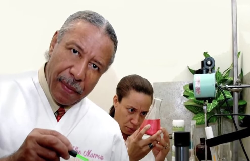 TheBLKPanthers's tweet photo. Willie Morrow, Black Inventor of Afro Pick and the Blow Dryer Comb Attachment, Dies at 82
https://t.co/9KvQAwawAW
~~~~
#JusticeForAll #BlackLivesMatter #BLM #NoJusticeNoPeace #PeoplePowerParty #Trump2022Jail #GetVaccinated #YesWeDid #BlackHistoryIsAmericanHistory #BackToBoycotts https://t.co/e3dwM6Qbah