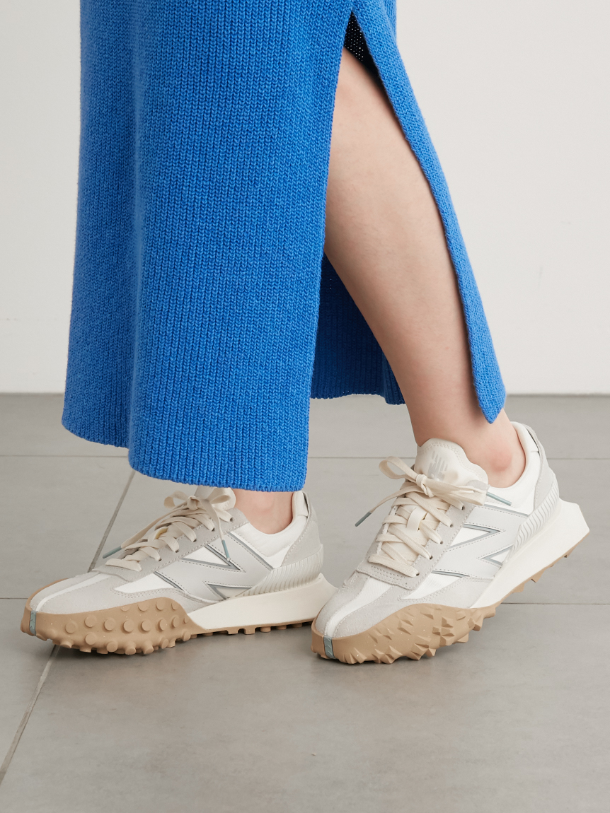 USAGIONLINE's tweet photo. New balance のスニーカーに emmi別注のUXC72が登場
🎉スウェードの質感を引き立てる薄いグレーにブルーの配色が洗練された足元に。サスティナブル素材を使用しemmi別注ならではのクリーンで軽やかなモデルです!
🖇https://t.co/E2MpvEV3EL
#newbalance #UXC72 https://t.co/WKMCL3PyJx