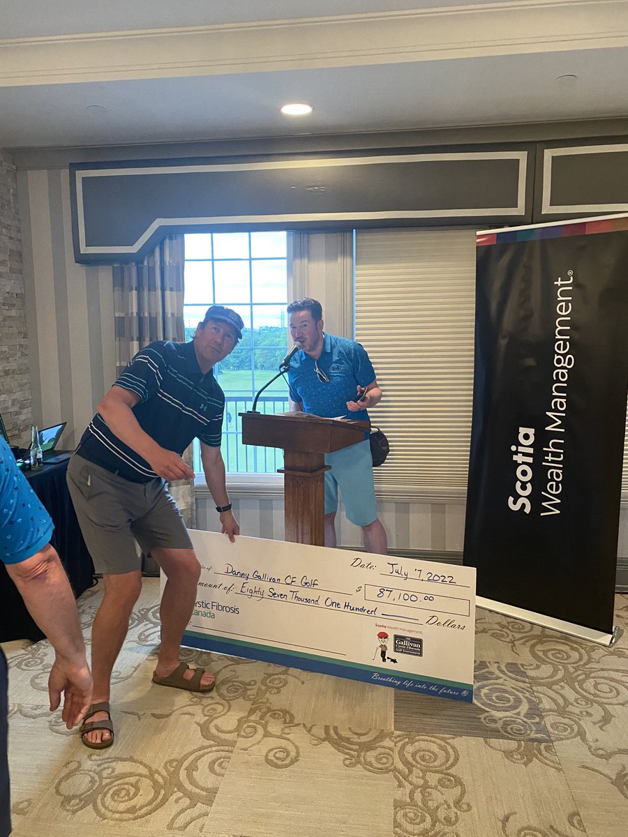 ⁦<a href="/SNKenReid/">Ken Reid</a>⁩ Should’ve had this guy auction off my mullet last night!  #gallivanCFGolf
