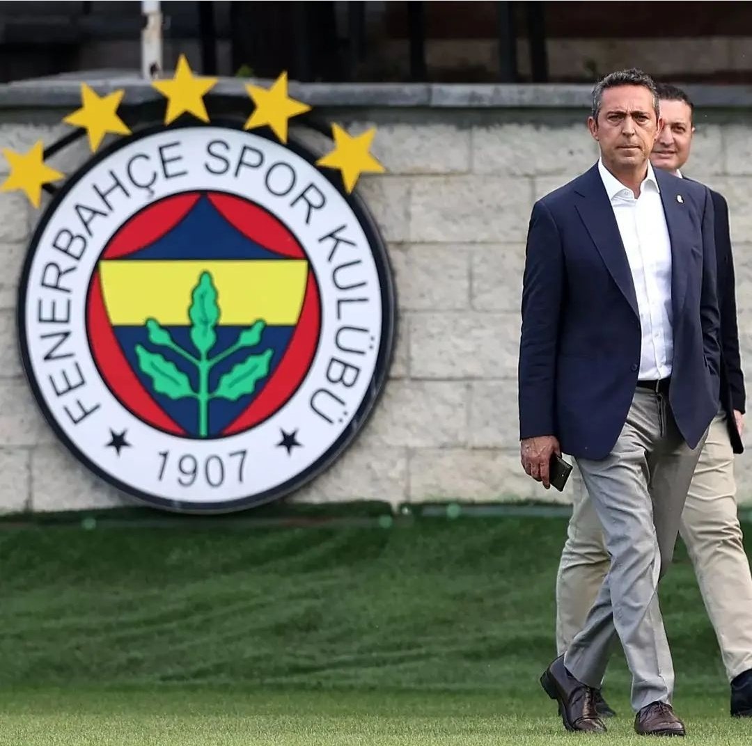 Heybetini Gizli Tut Yiğidim Duruşun Çakallari Korkutuyor 

#HaddiniBilTrtSpor #Fenerbahçe