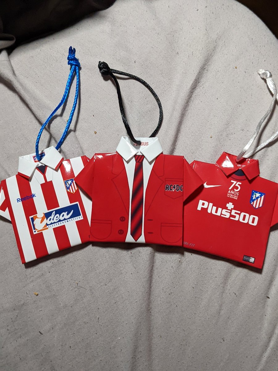 Salva_Davila's tweet photo. Me acaba de llegar el pedido de @Jositooo23 Qué maravilla 😂 https://t.co/gYsoVA1dRy