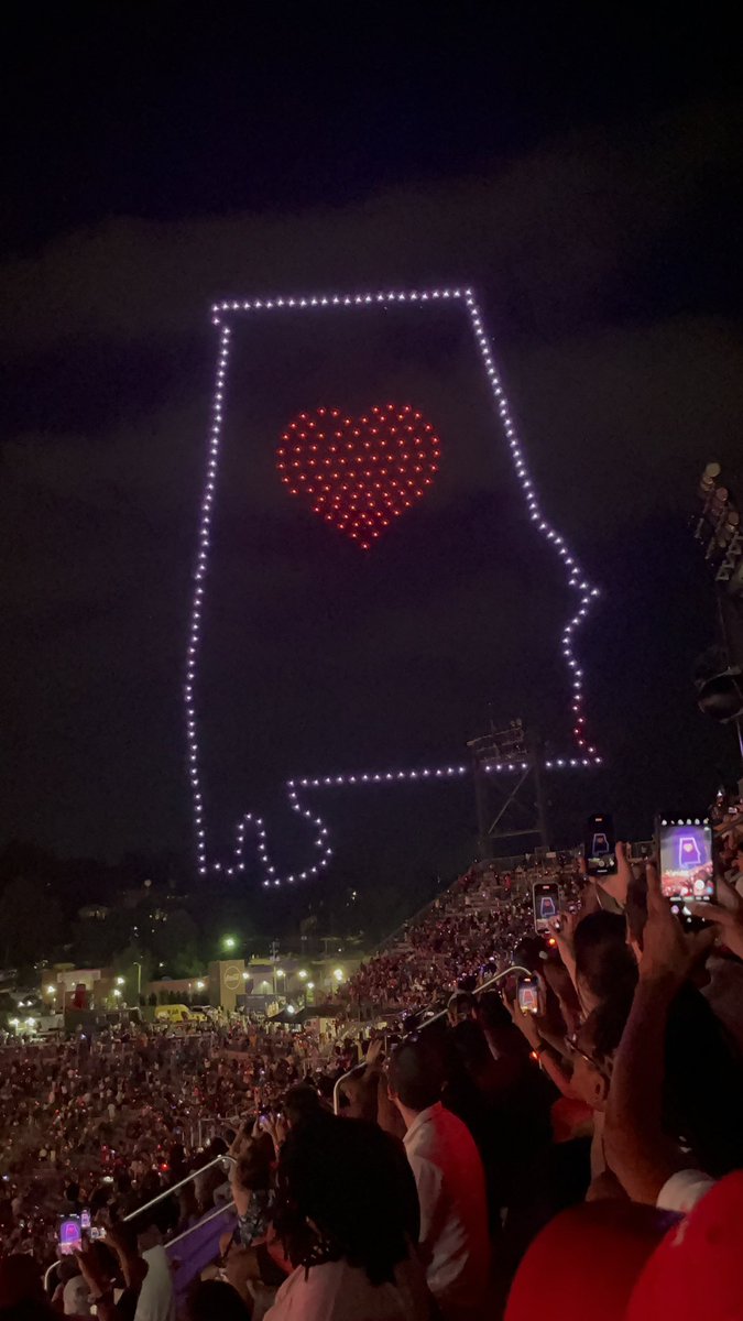 UABMicrobiology's tweet photo. The opening ceremony for the World Games was a night to remember in the magic city. Check out the drones. #TheWorldGames #Bham #TWG2022 https://t.co/3qcLbXliyA