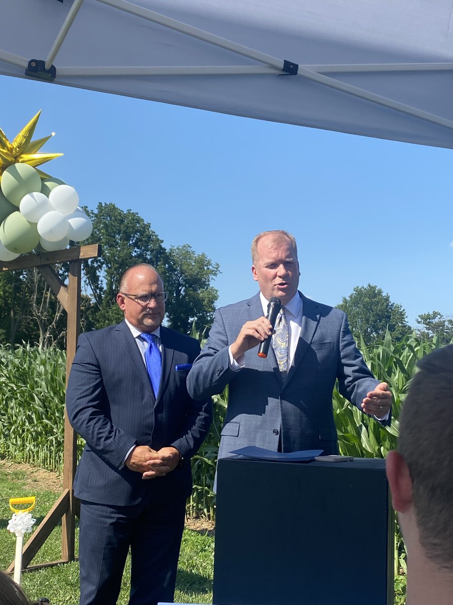 Hershey PA tweet media