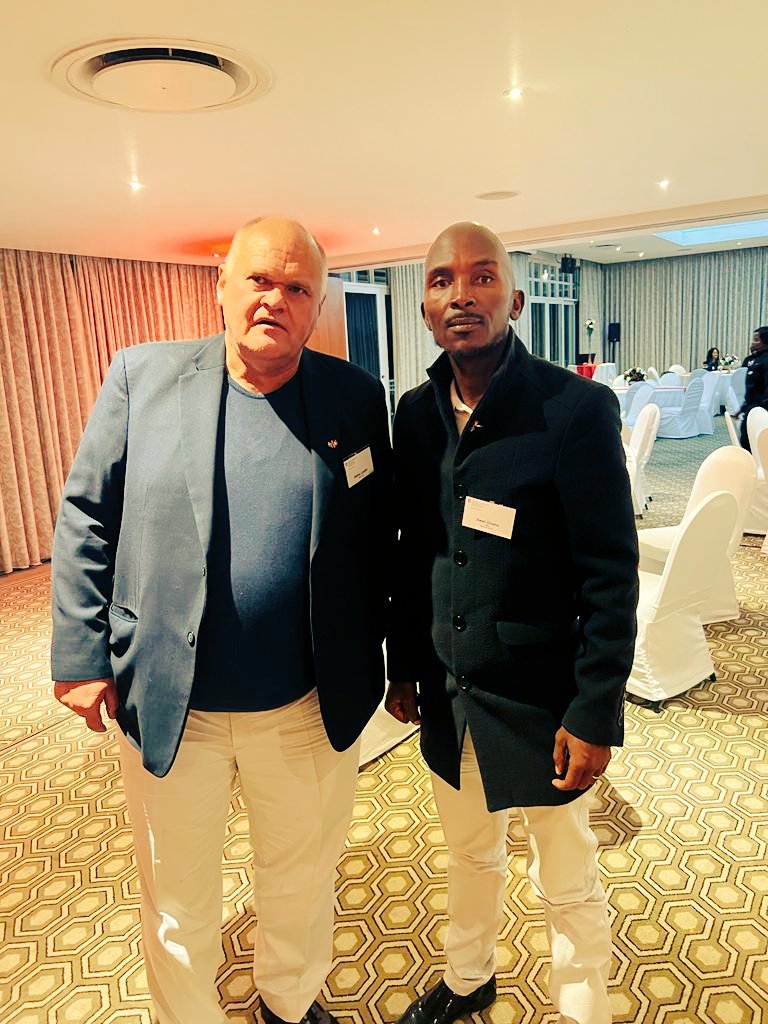 SolveItAfrica_F's tweet image. Seen here is our founder @ZweliKINGDlomo + with the Stefan Lauber the MD @ifundisa,H.E Amb Dr Nicolas Bruhl @Switzerland_SA,Ms @gugumfuphi and H.E Min @ParmelinG at a Swiss South Africa Business Forum event with captains of industries+Gov @TauParks @GautengDED #SkilsDevelopment