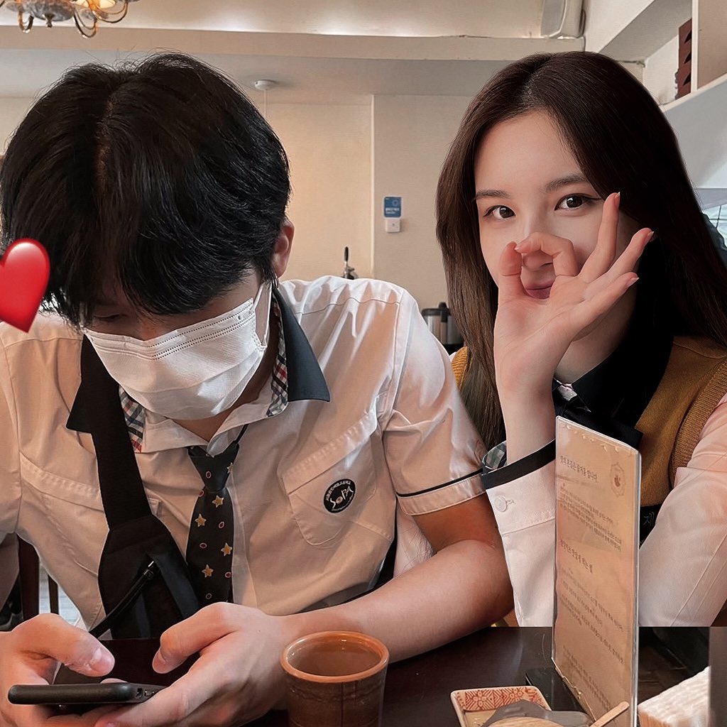 memucat's tweet image. 