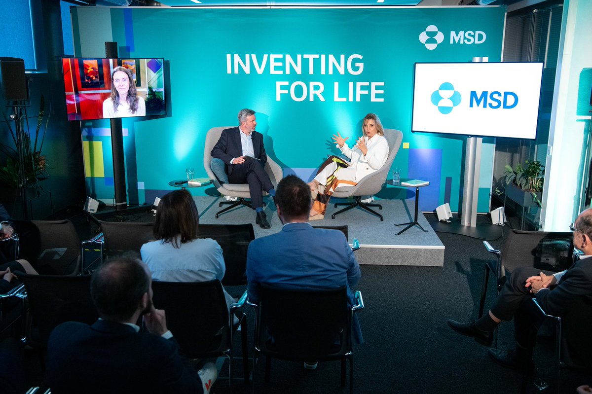 Wo stehen wir beim #Aufbruch in die #DigitaleDekade? Und welche Rahmenbedingungen brauchen wir dafür? Dazu durfte ich gestern mit Angie Gifford im #msdhub Berlin diskutieren. Danke für den inspirierenden Austausch!